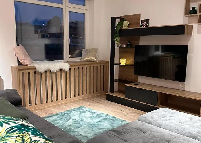 Castle View Apartament *